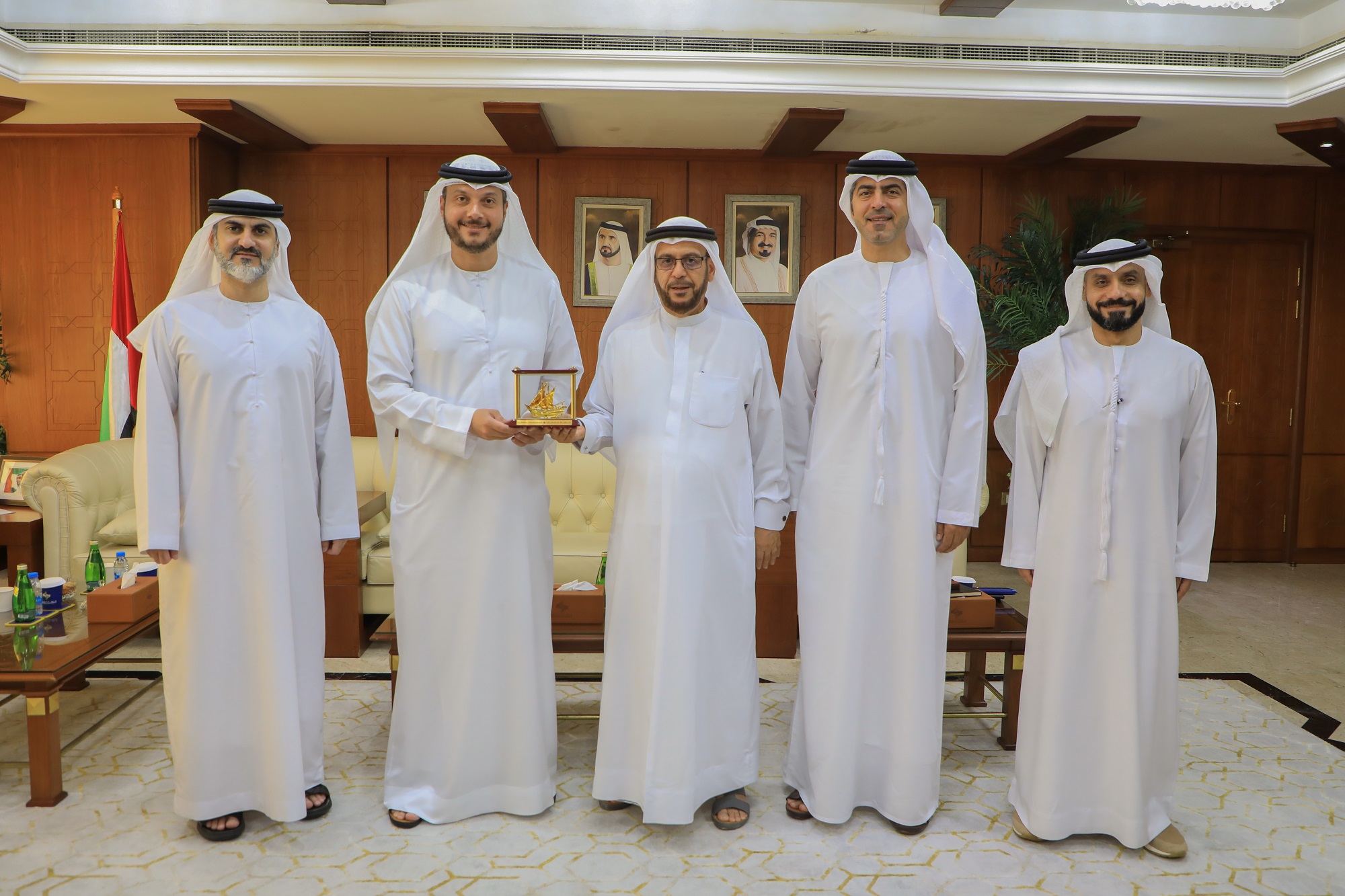 Ajman Chamber and Ajman Bank discuss opportunities for growth of the private sector businesses