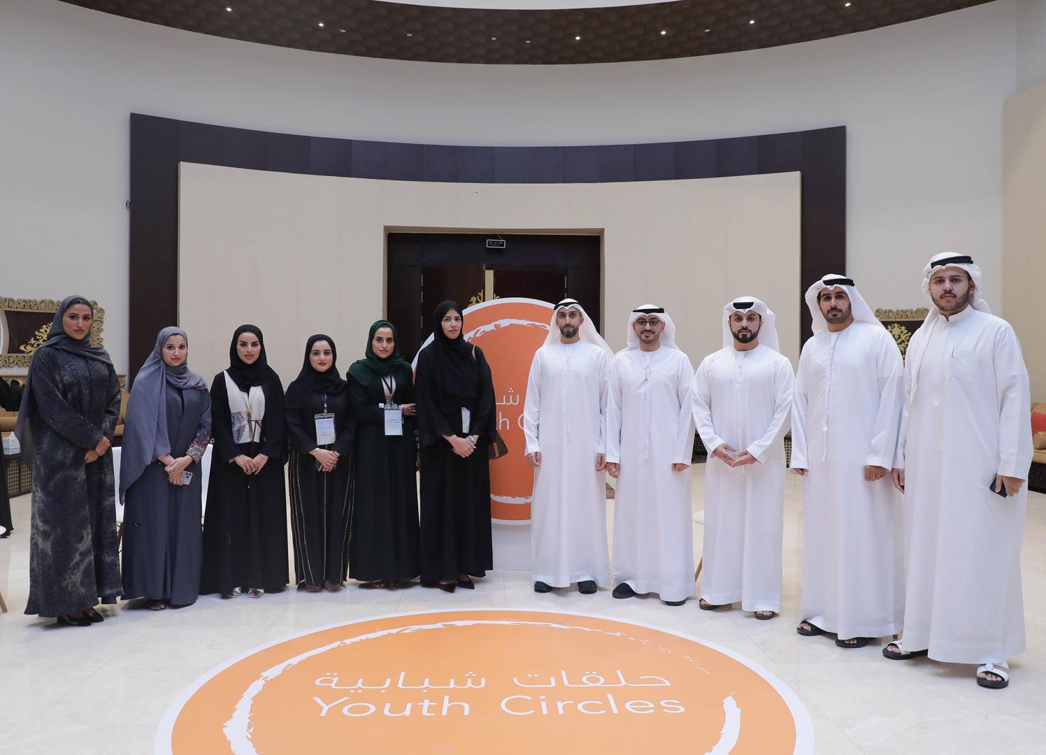 مجلس شباب غرفة عجمان ينظم حلقة شبابية بعنوان "التكنولوجيا والتعليم: الفرص والتحديات"