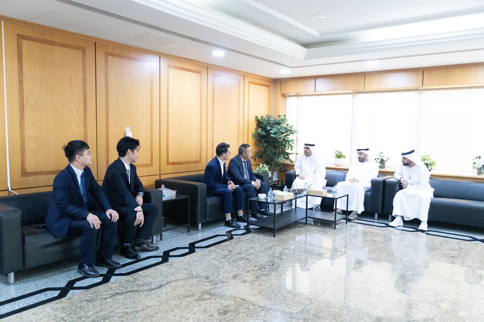 غرفة عجمان تستقبل وفد الشركة الخليجية الصينية للتجارة