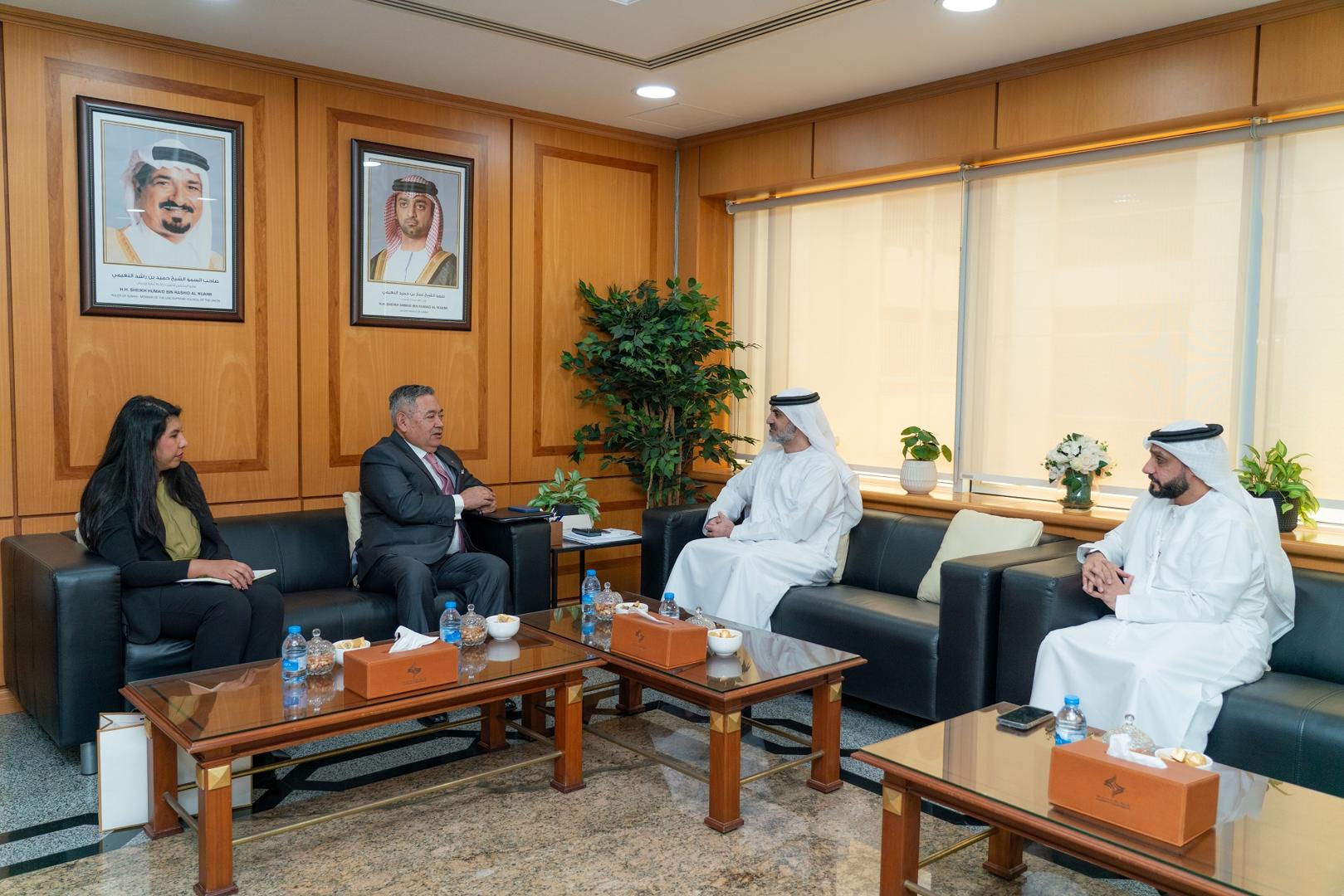 Ajman Chamber discusses economic cooperation with the Embassy of Peru