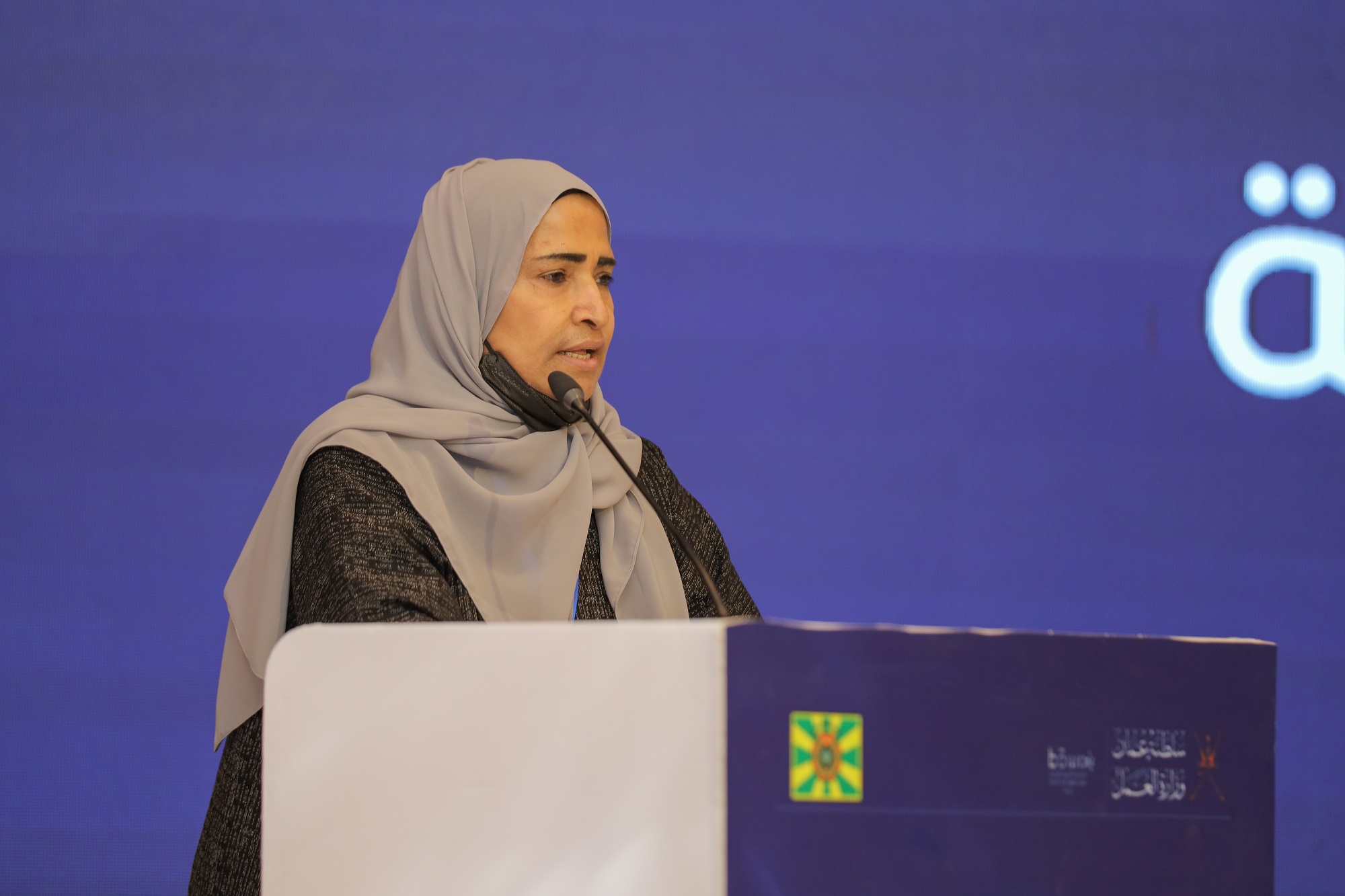 وفد من مجلس سيدات أعمال عجمان يشارك في المنتدى العربي الثاني للمرأة العاملة في سلطنة عمان