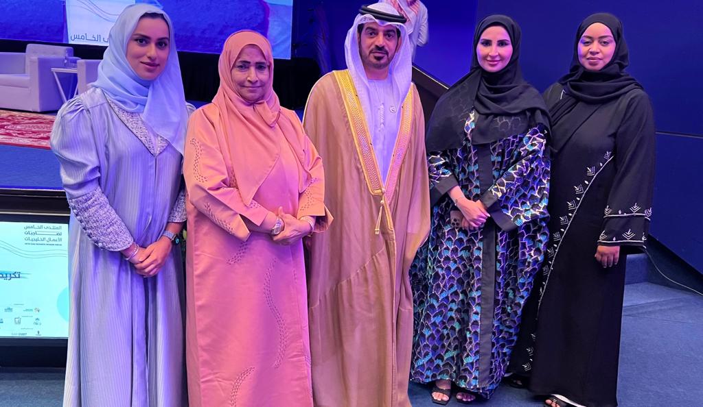 وفد من مجلس سيدات أعمال عجمان يشارك في أعمال المنتدى الخامس لصاحبات الاعمال الخليجيات في جدة